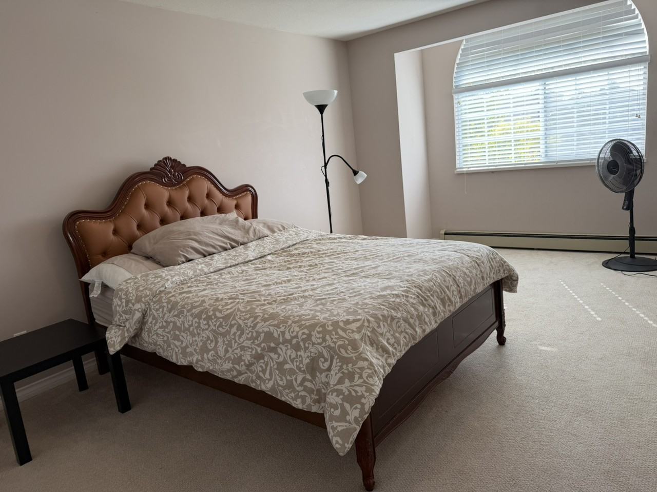 5610 Dewdney Crt - Photo 5 of 9