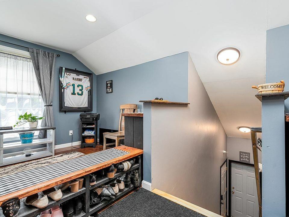 34 Fecteau Cir - Photo 3 of 18