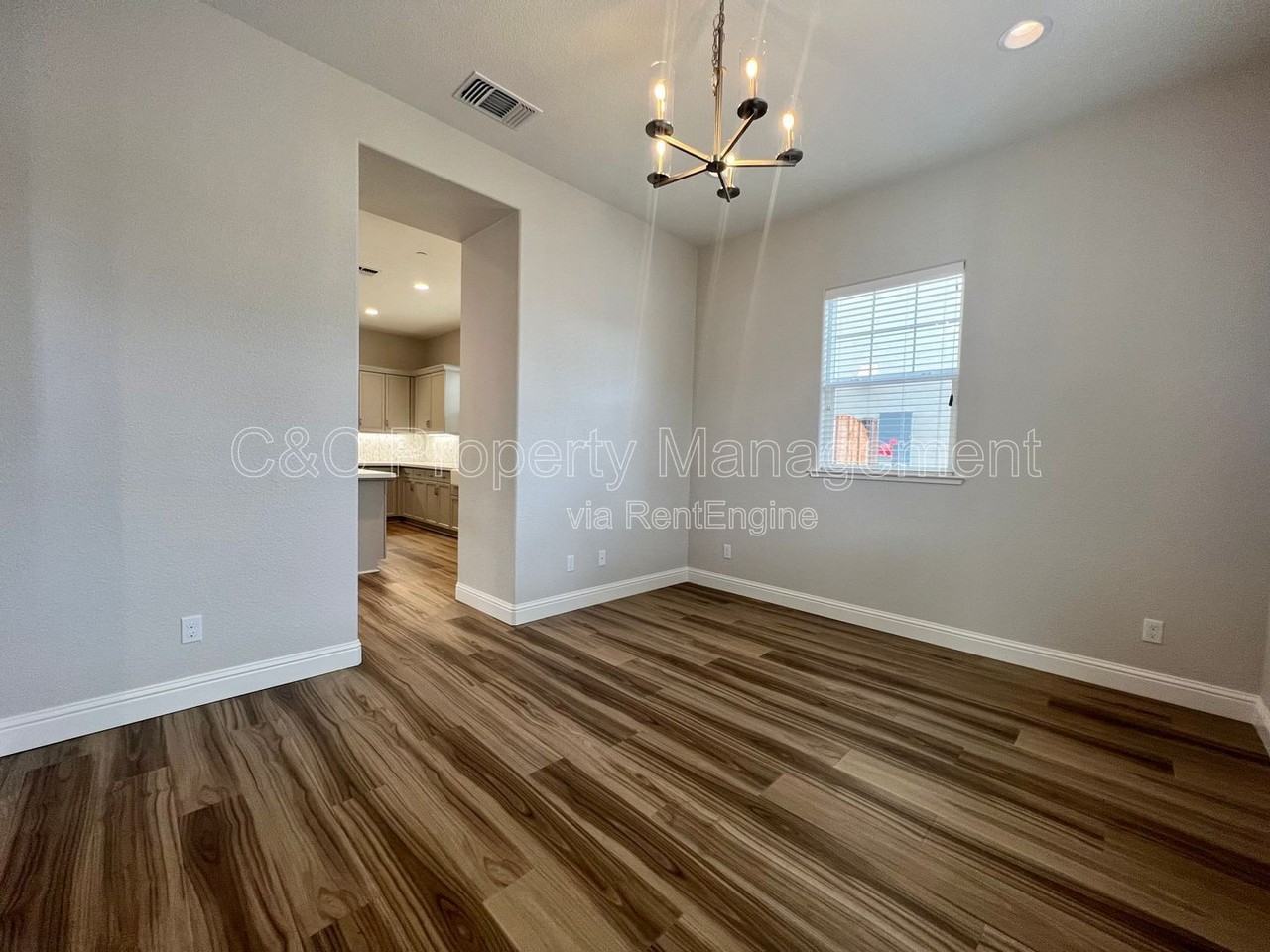 3002 Pinnacles Way - Photo 2 of 29