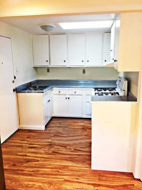 244 Carmel Ave #1 - Photo 3 of 8