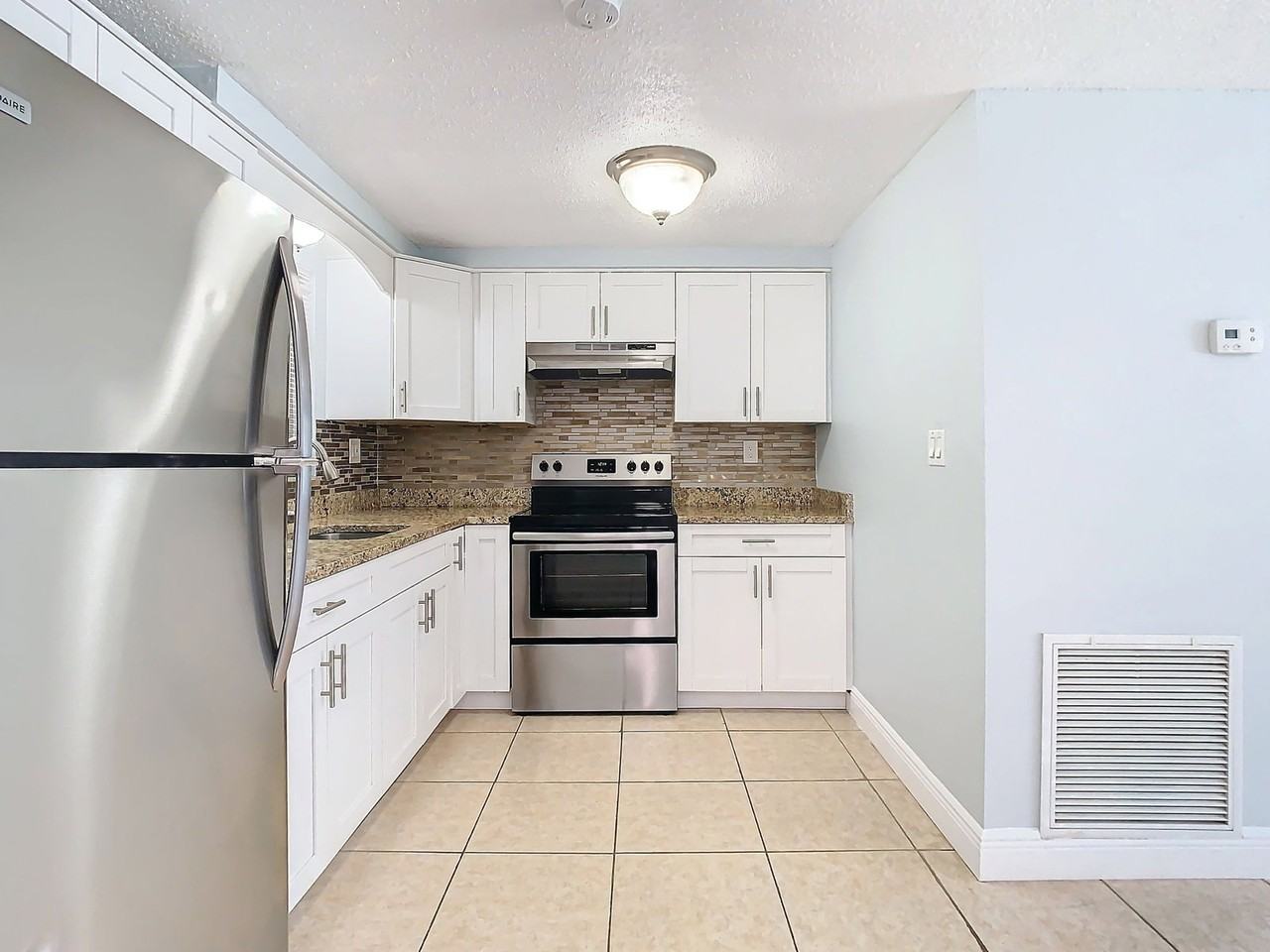 1525 Swordbill Dr - Photo 6 of 25