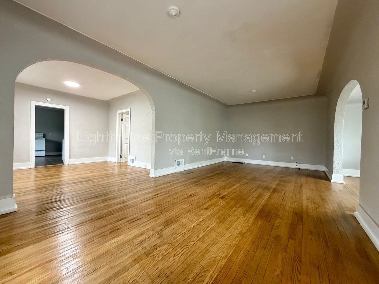 2145 8th St - Photo 6 of 19