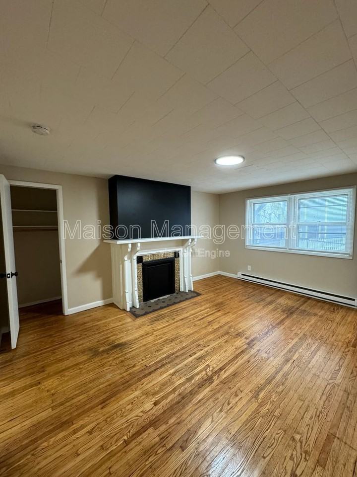 19 Park Ave - Photo 6 of 17