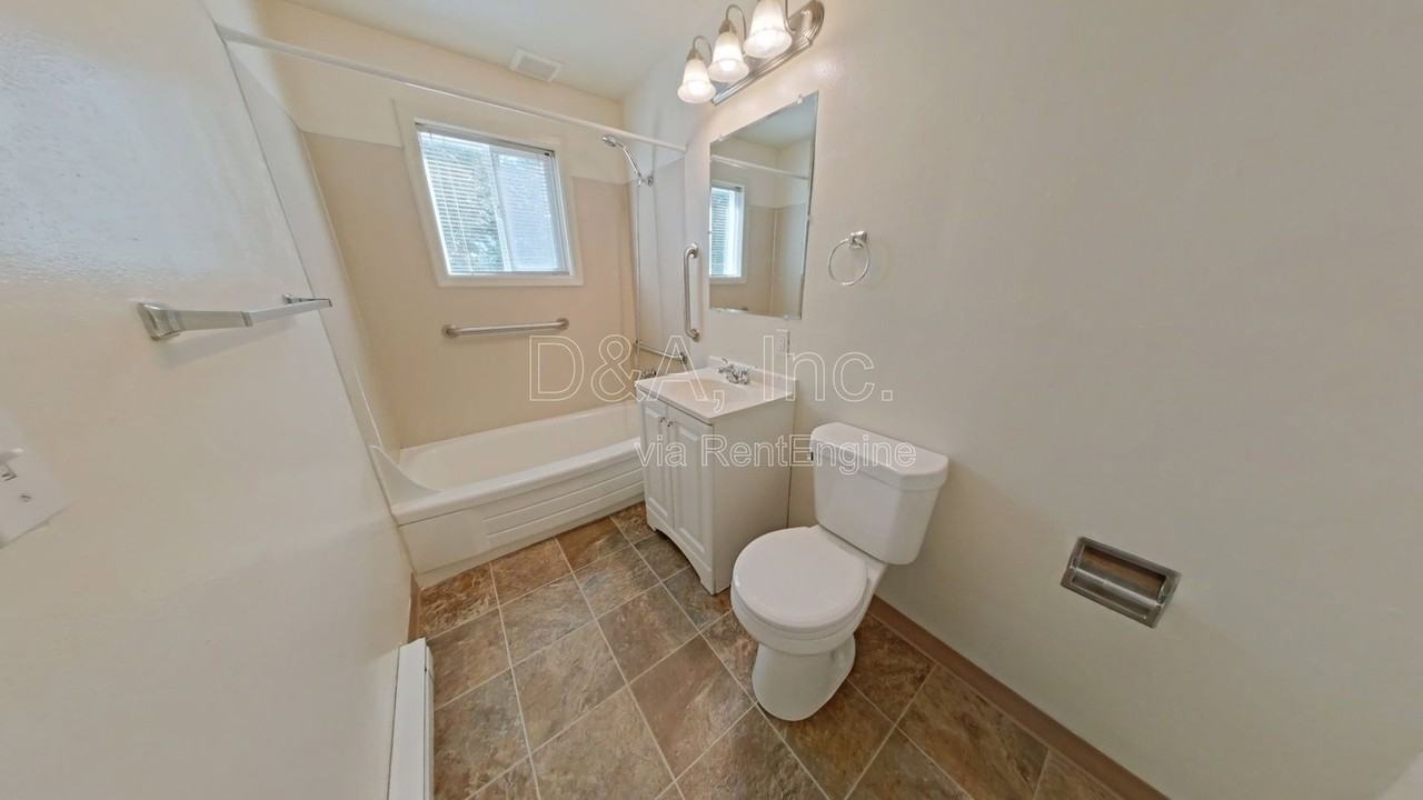 960 Nw Cleveland Ave #6 - Photo 7 of 8