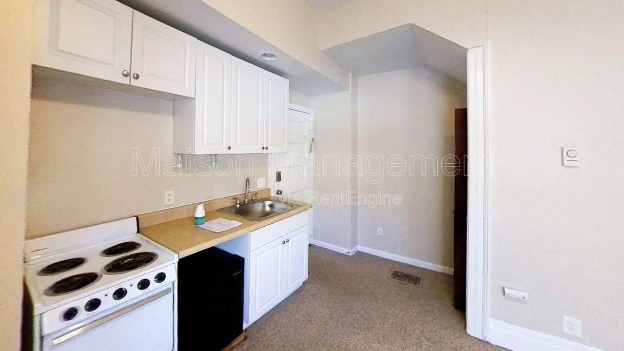 51 Rutgers St #4 - Photo 4 of 7