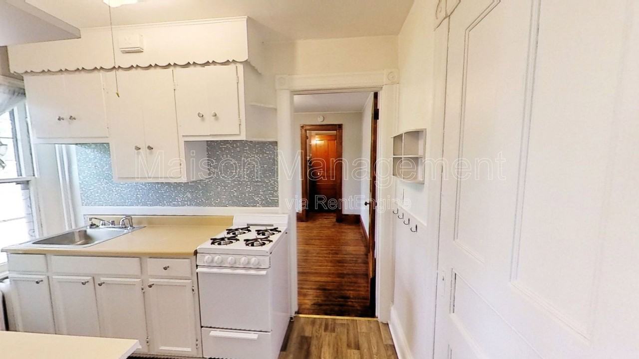 583 Averill Ave #3 - Photo 5 of 12