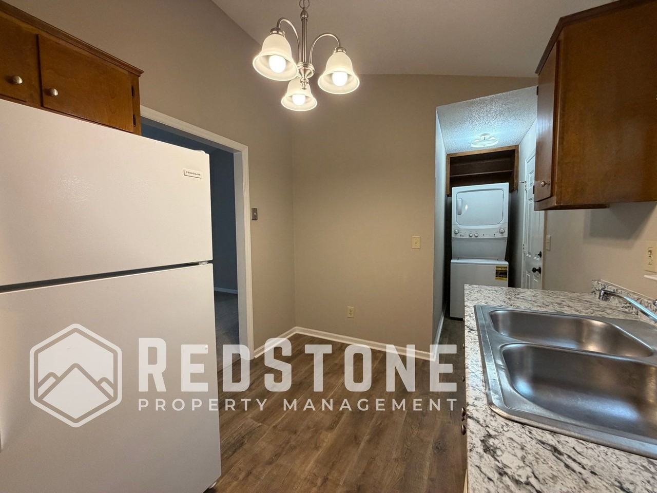 2302 Morningside Dr - Photo 6 of 15
