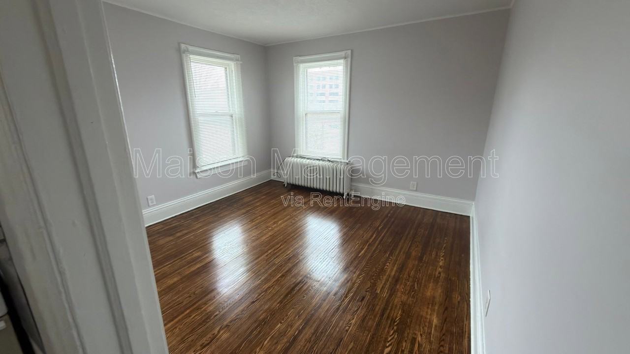 583 Averill Ave #2 - Photo 3 of 14