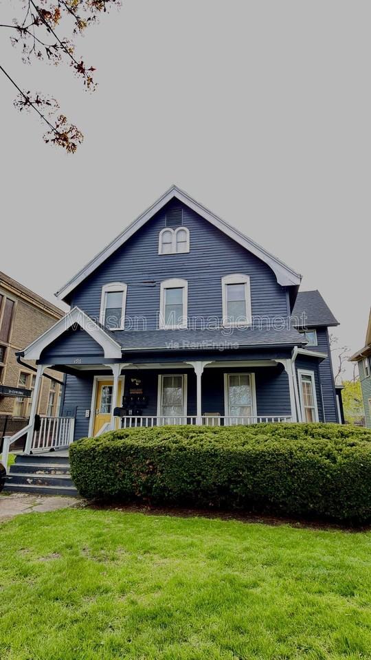 196 N Goodman St #4