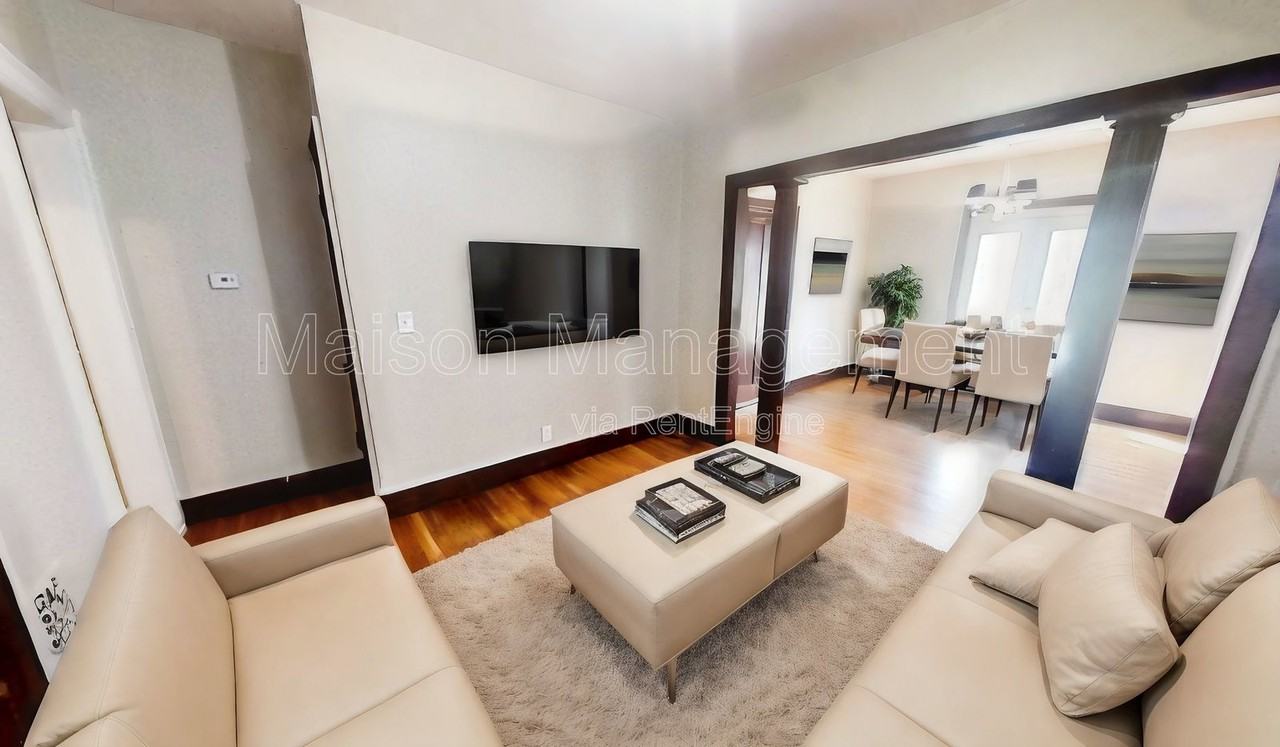 100 Laburnam Cres #1 - Photo 4 of 18