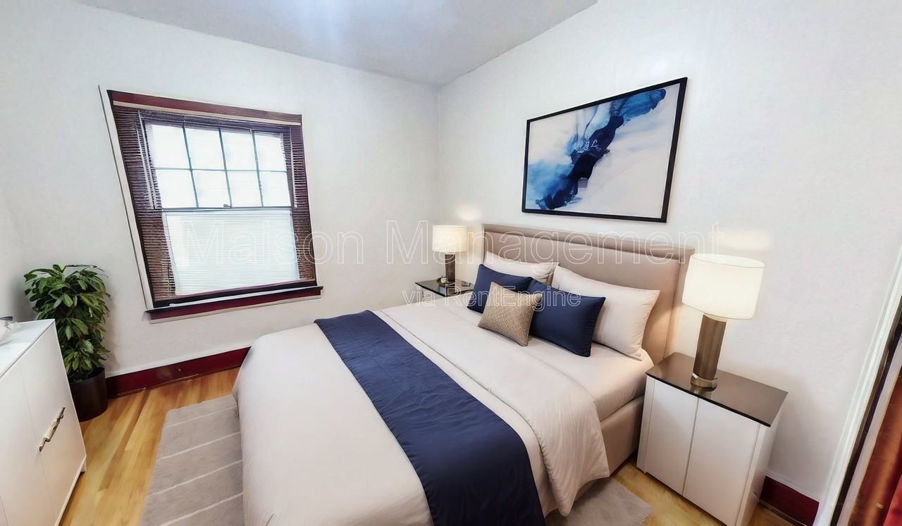 100 Laburnam Cres #1 - Photo 6 of 18