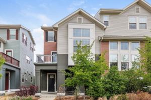 featured image of 5437 Valentia St
