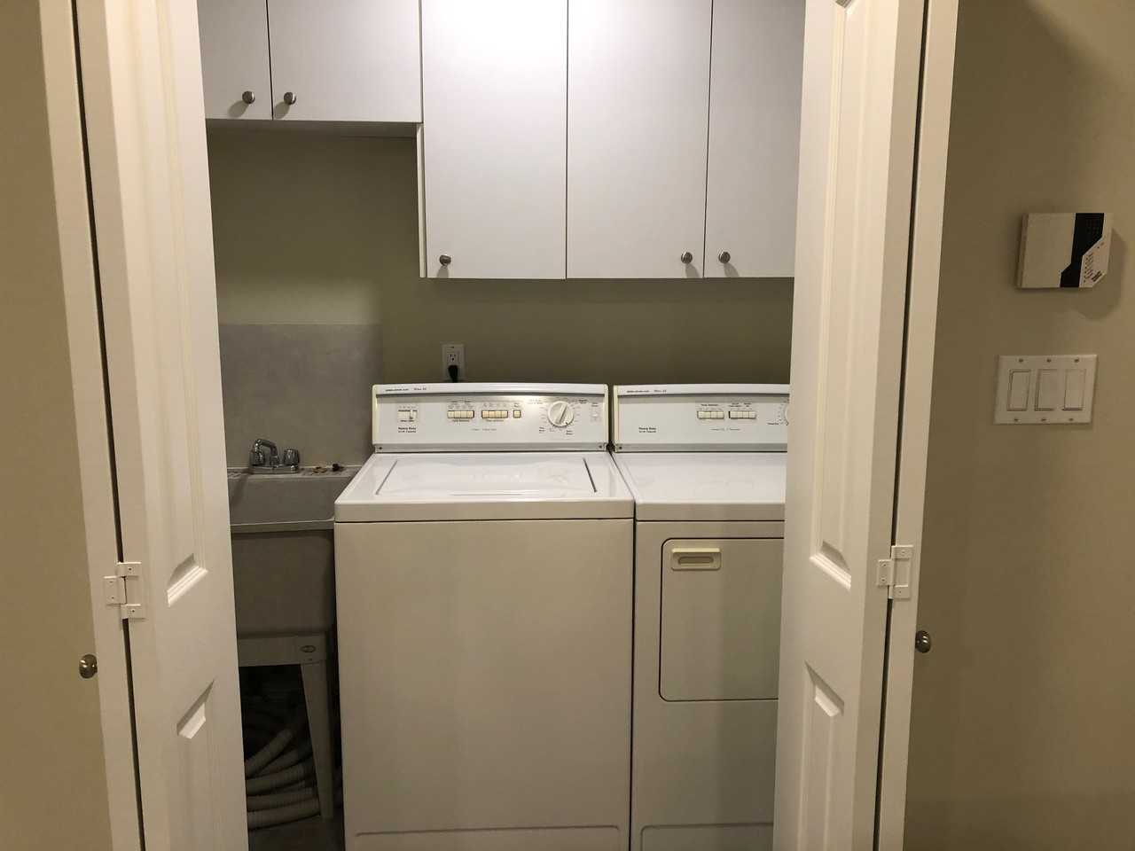 2942 East 5th Avenue - Photo 3 of 7