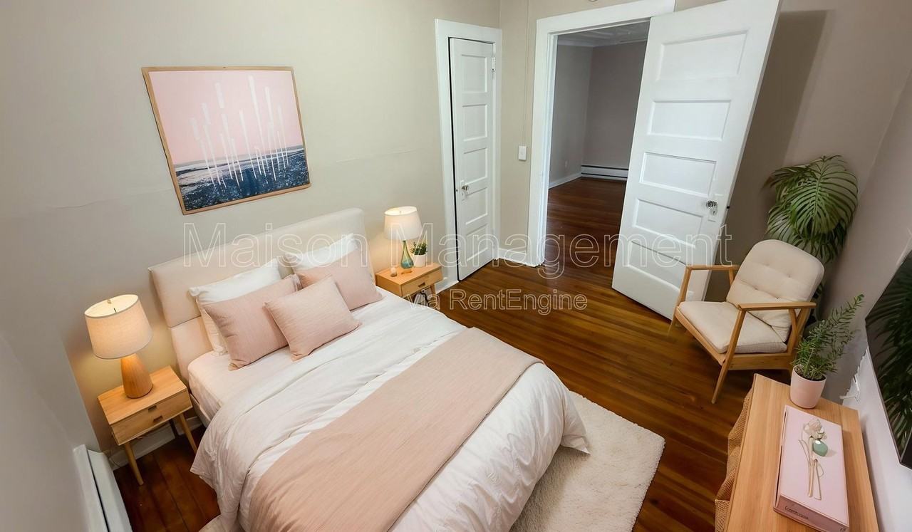 175 Pearl St #1 - Photo 6 of 19