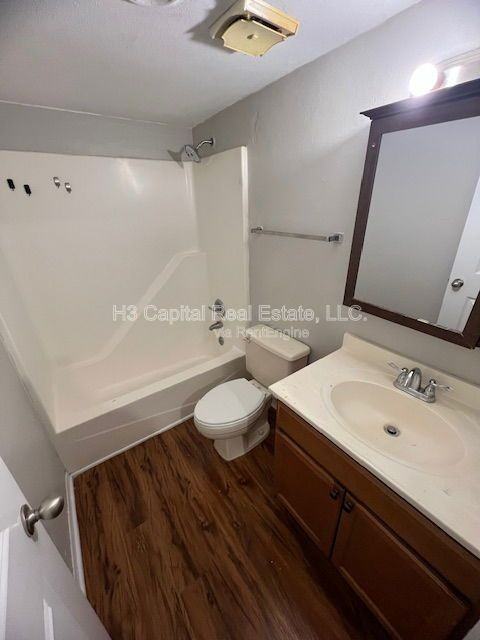 23 Kensington Heights Rd #E - Photo 6 of 7