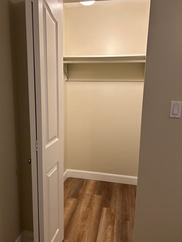 2942 East 5th Avenue - Photo 7 of 7