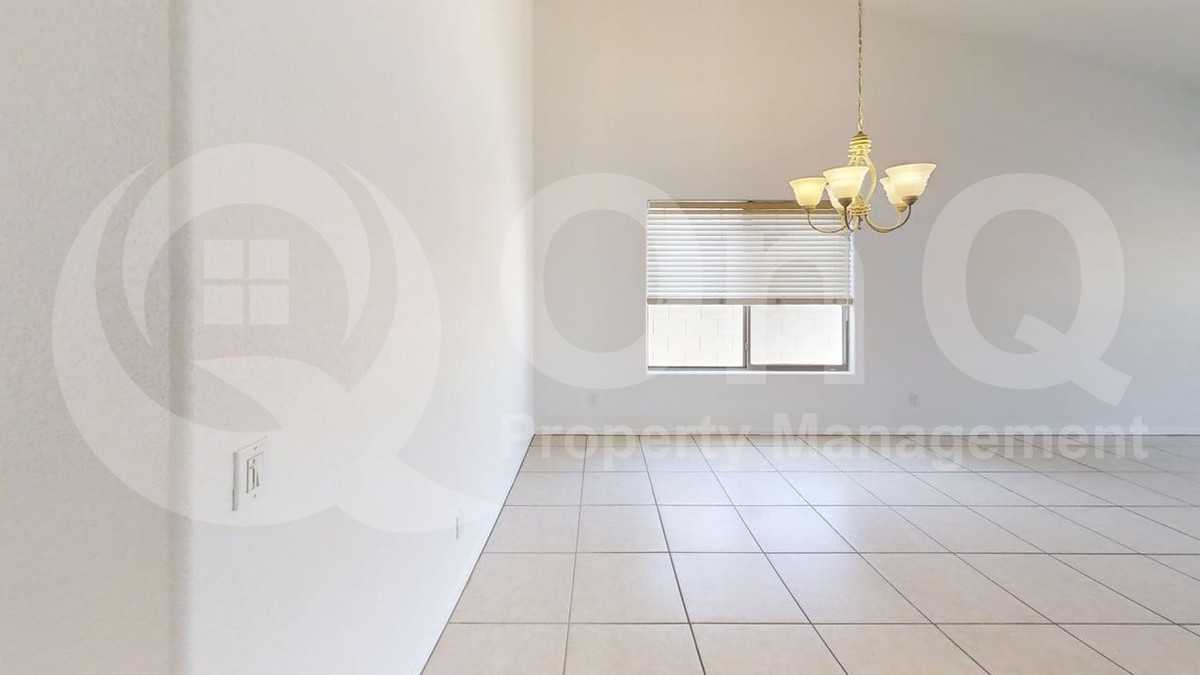 625 E Rancho Viejo Loop - Photo 6 of 24