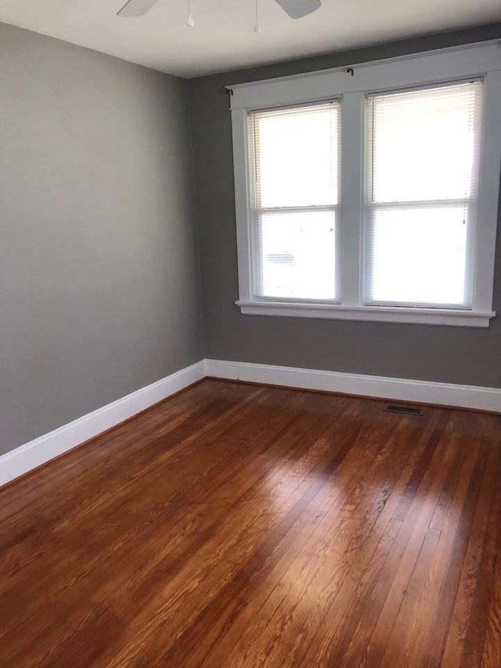 5308 Waverly Ave - Photo 2 of 10