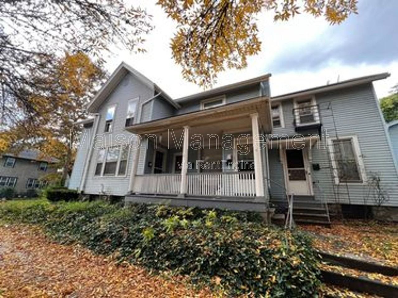 279 S Goodman St - Photo 2 of 17