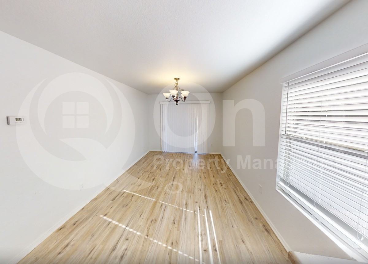 3643 E Constitution Dr - Photo 6 of 11