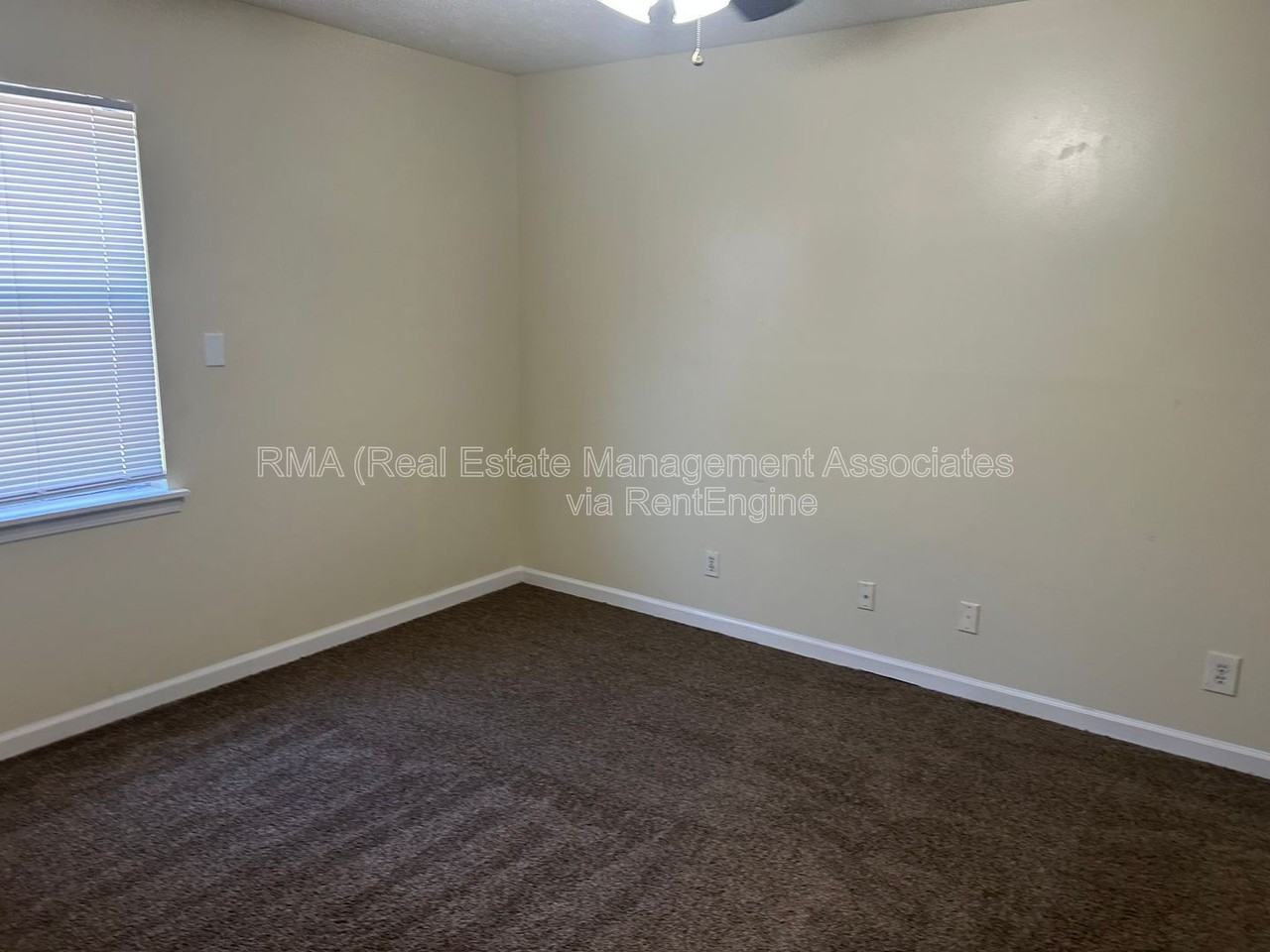 105 Westwind Ct - Photo 5 of 7