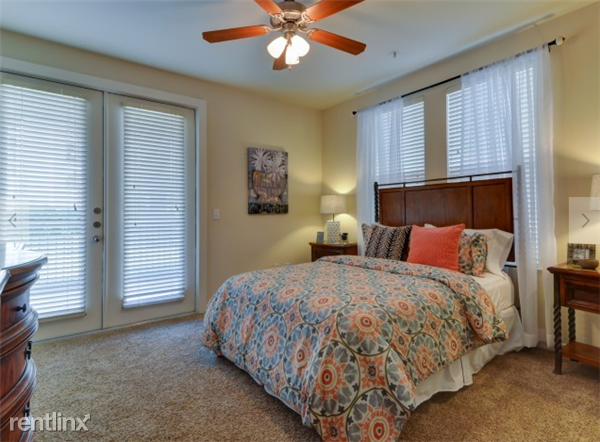 1604 And Vance Jackson Apartments North Loop 1604 W, San Antonio, TX