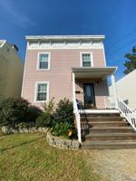 featured image of 107 E 16th St