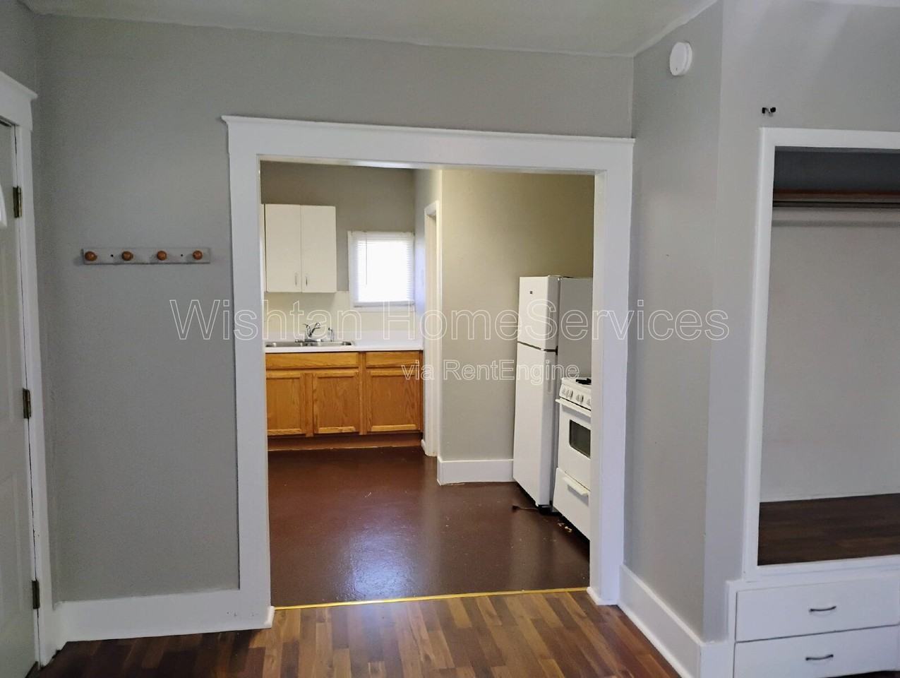 615 N Avery St #1 - Photo 3 of 7
