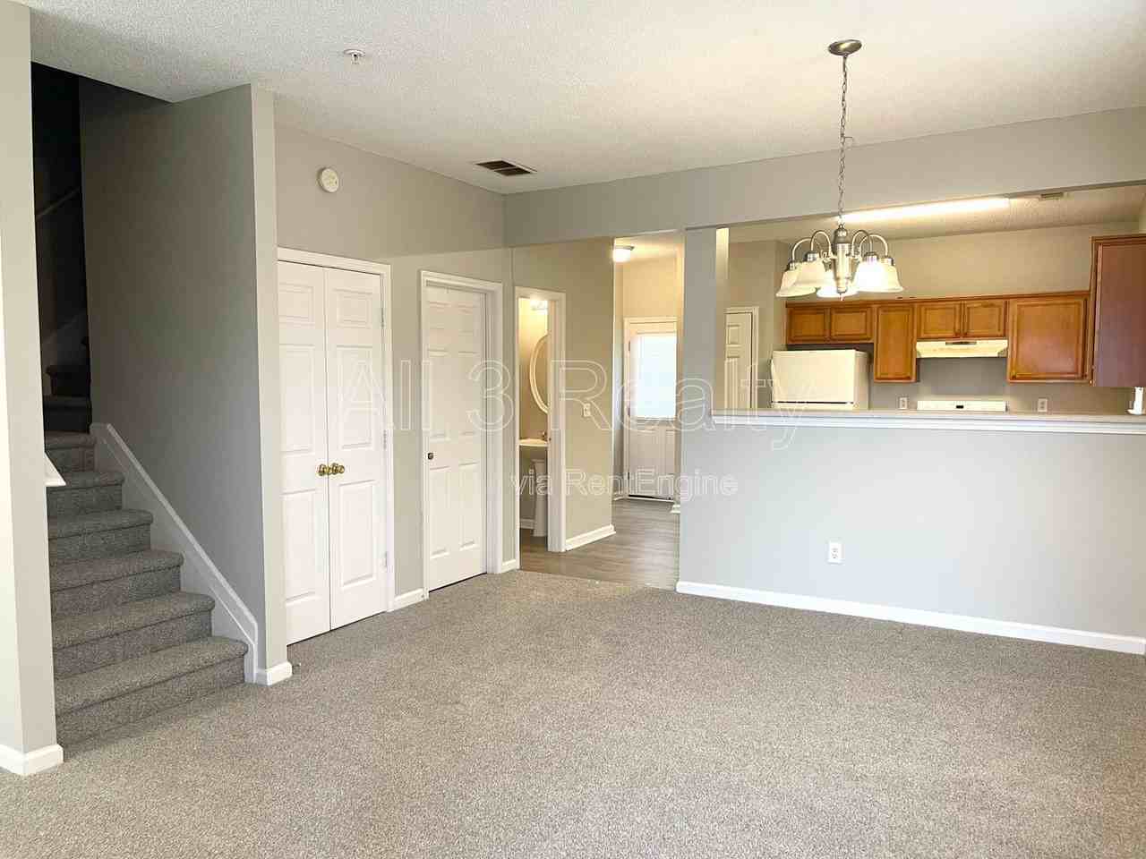 116 Hawkeye Ln - Photo 2 of 20