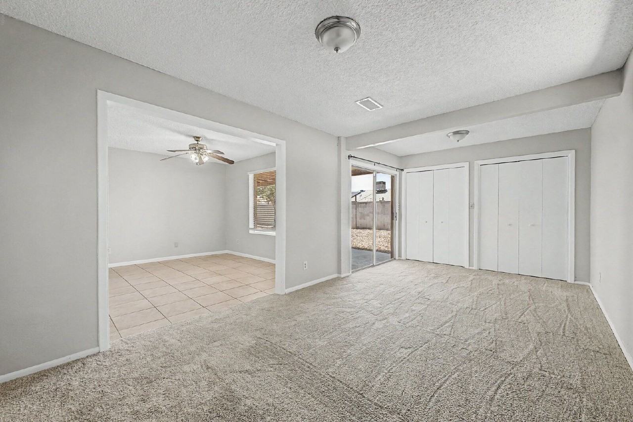12446 N 36th Dr - Photo 6 of 22