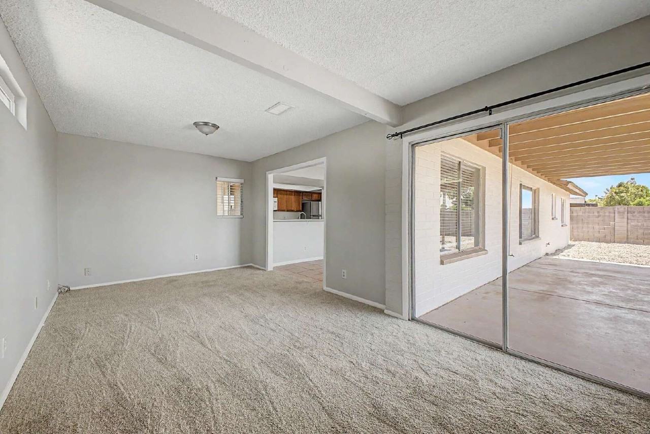 12446 N 36th Dr - Photo 7 of 22