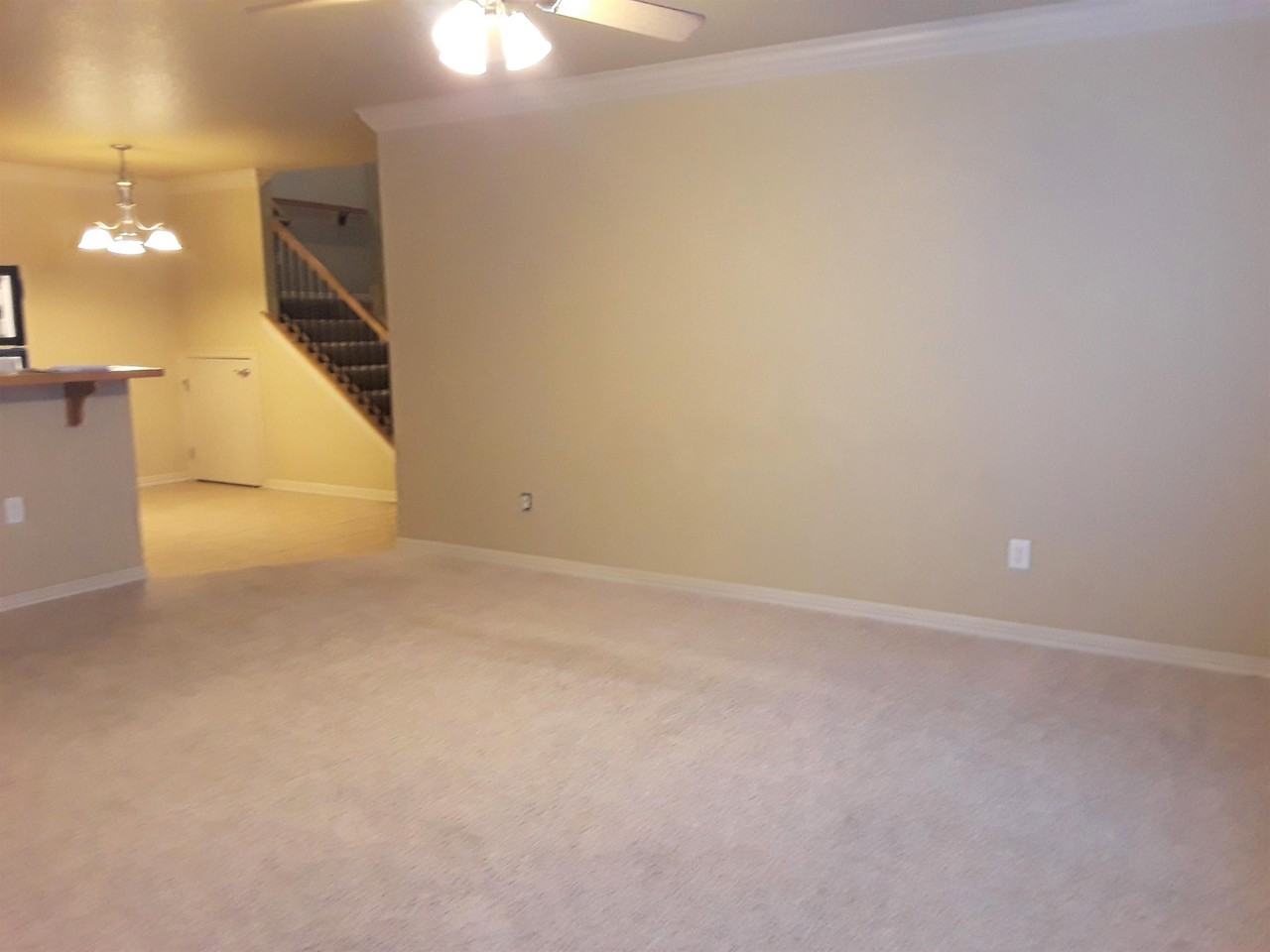 10 S Woodsprings Dr #1 - Photo 2 of 22