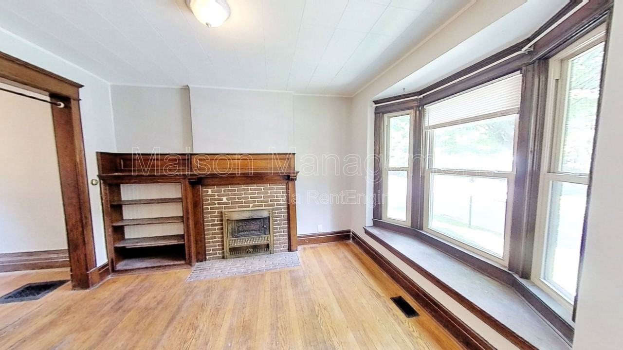 507 Meigs St - Photo 4 of 24