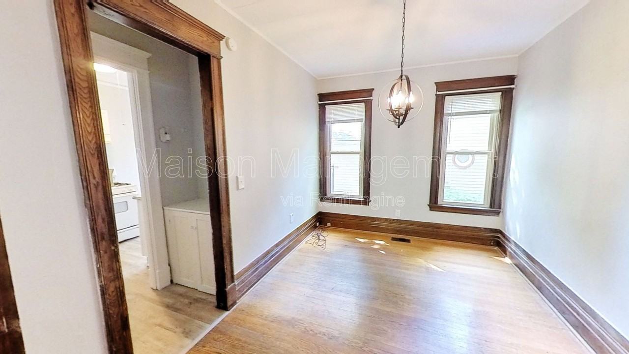 507 Meigs St - Photo 6 of 24