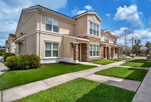 featured image of 10445 Corkscrew Commons Dr