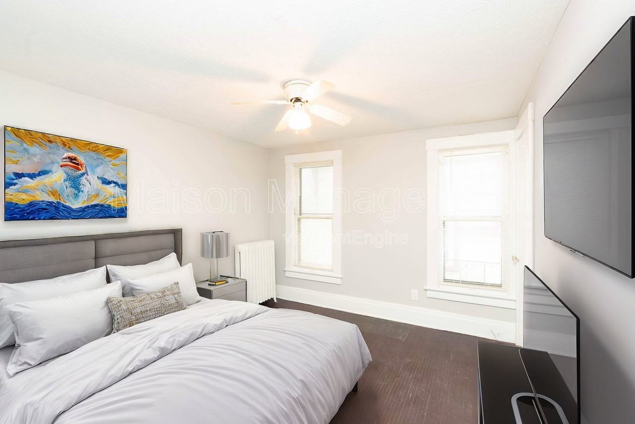405 Alexander St #C - Photo 7 of 14