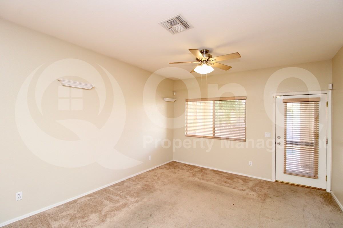 3692 E Remington Dr - Photo 5 of 16