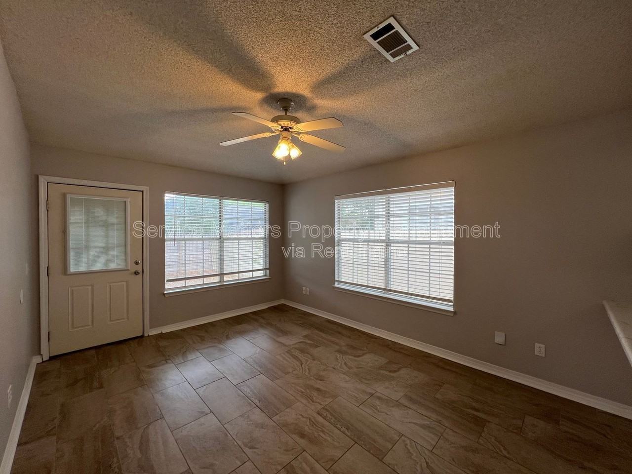 174 Wildflower Ln - Photo 6 of 39
