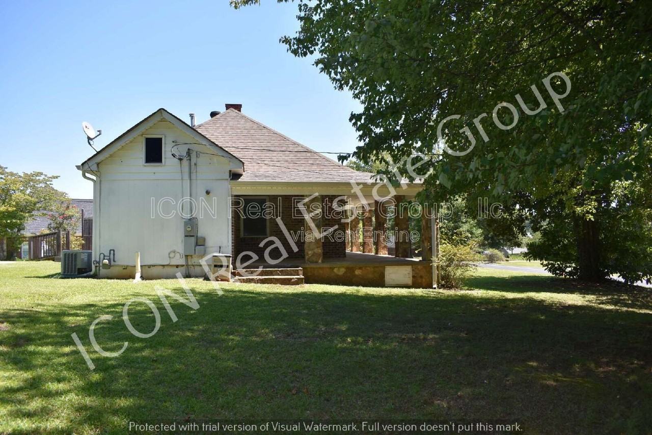 4355 Old Cartersville Rd - Photo 4 of 20
