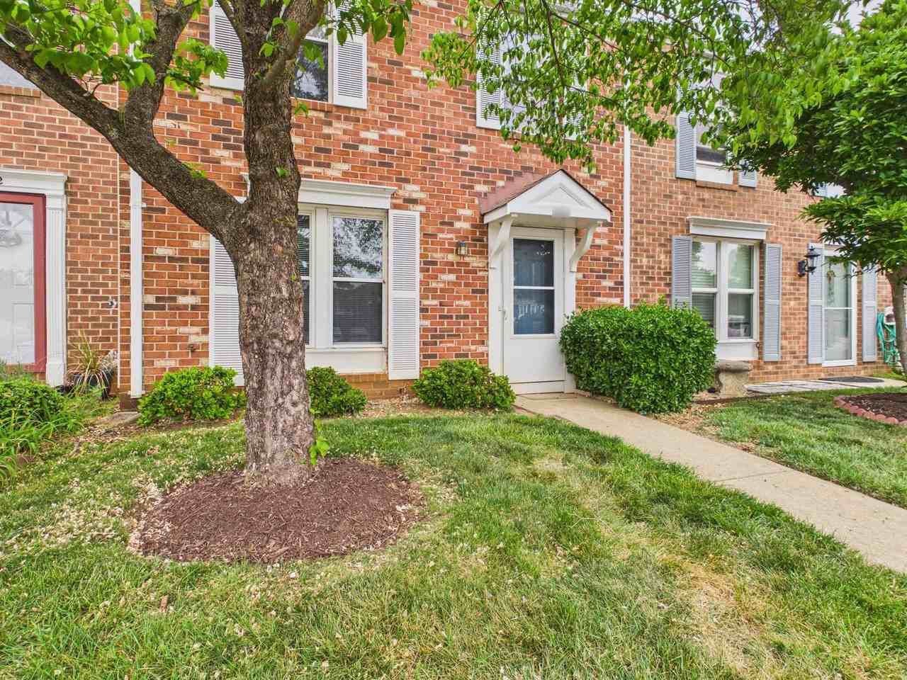 8410 Klarey Ct - Photo 2 of 17