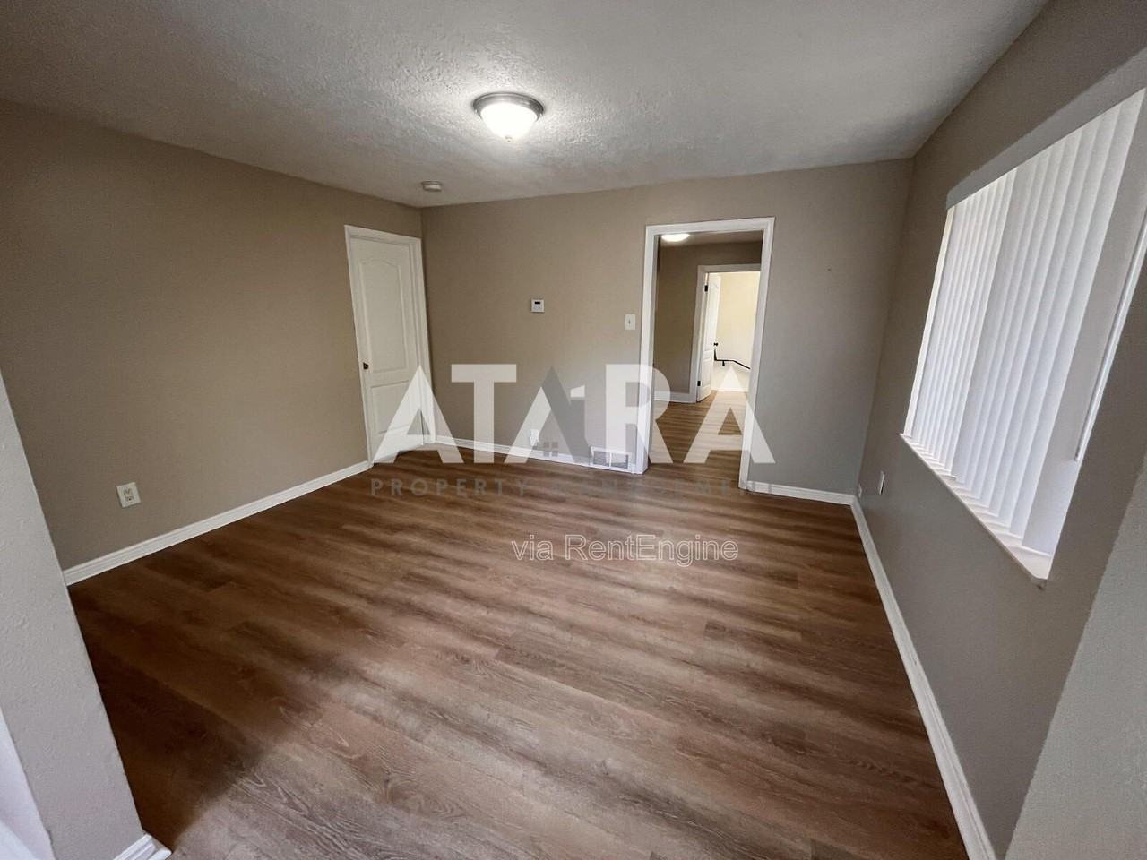 745 E 3155 S - Photo 6 of 26