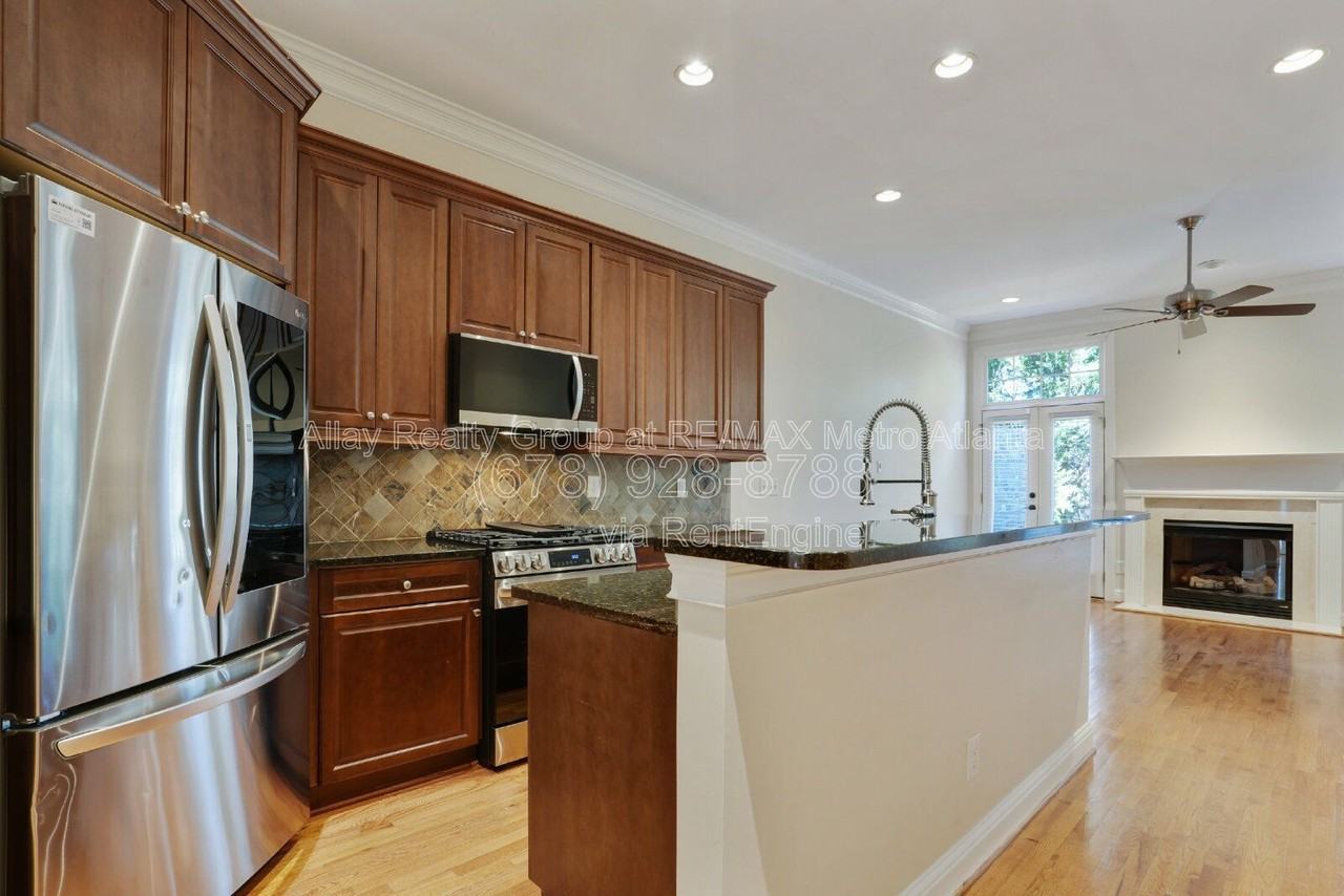 2675 Rivers Edge Dr Ne - Photo 4 of 50