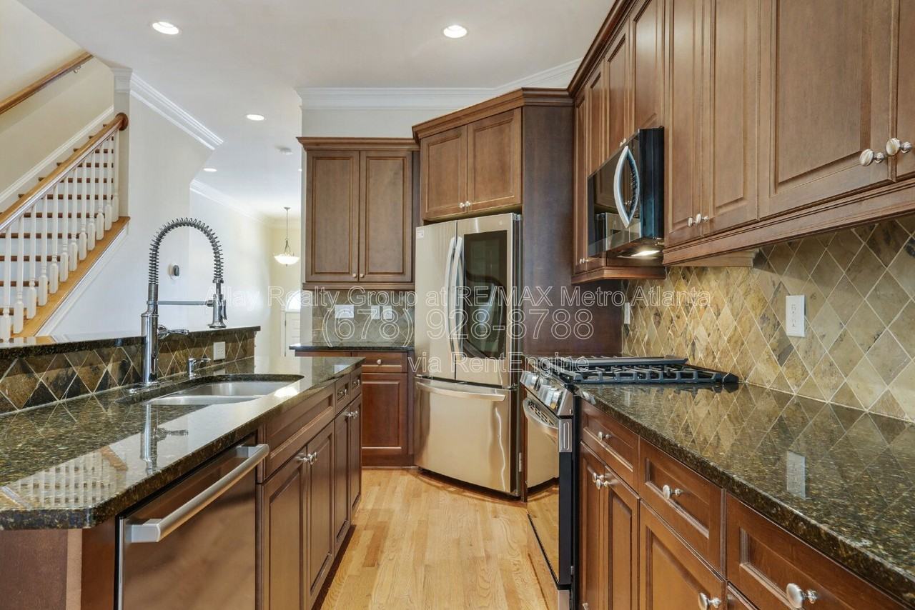 2675 Rivers Edge Dr Ne - Photo 5 of 50