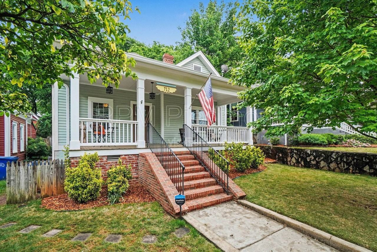 712 Hill St Se - Photo 6 of 31