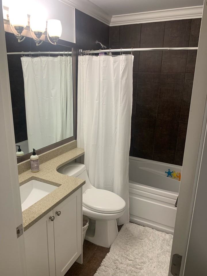 E 27th Ave - Photo 3 of 7