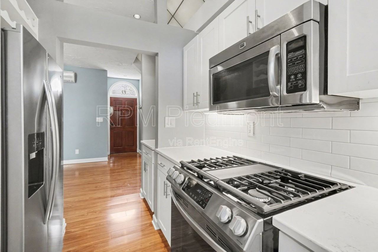 751 Piedmont Ave Ne #13 - Photo 6 of 30