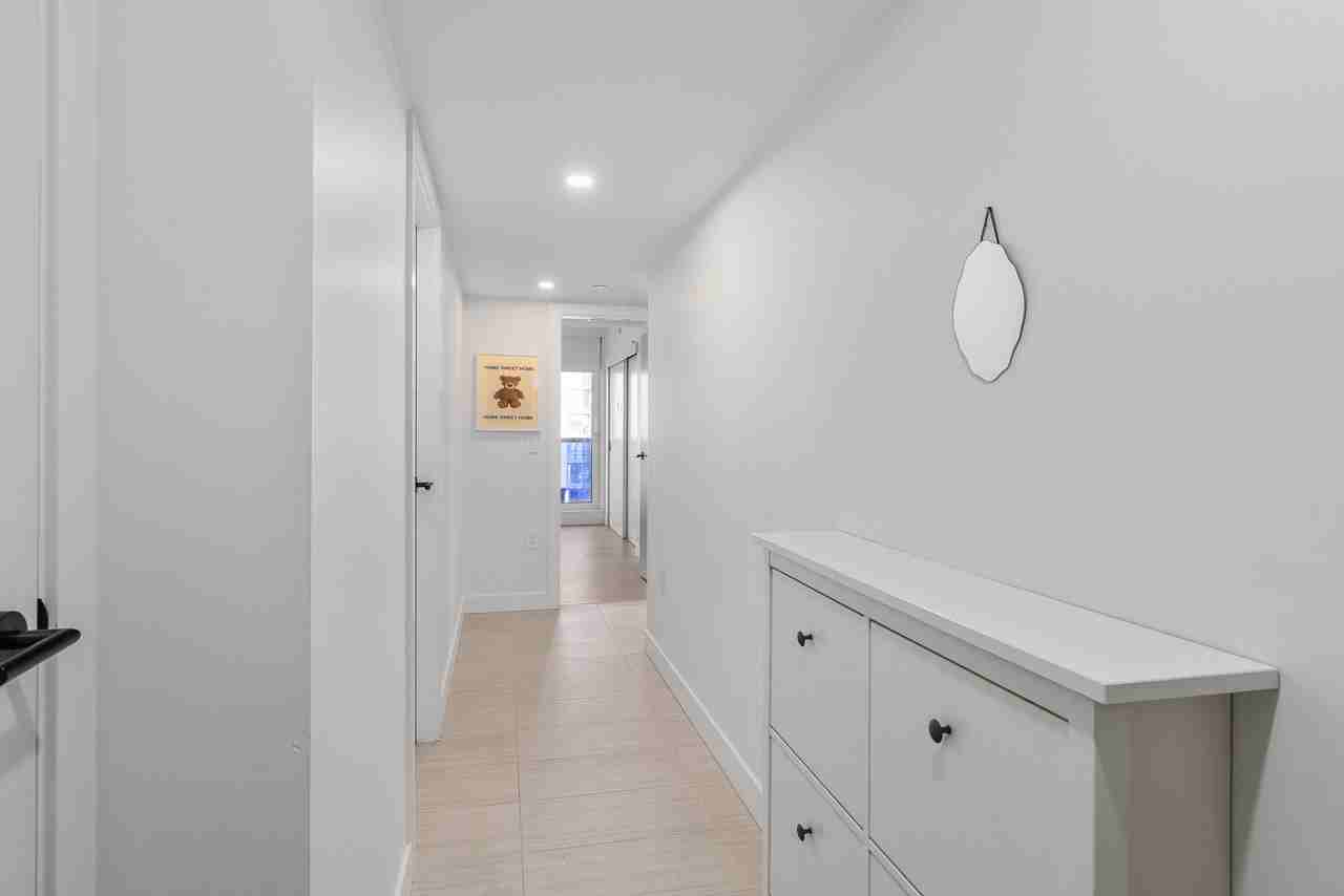 5058 Joyce St - Photo 6 of 20
