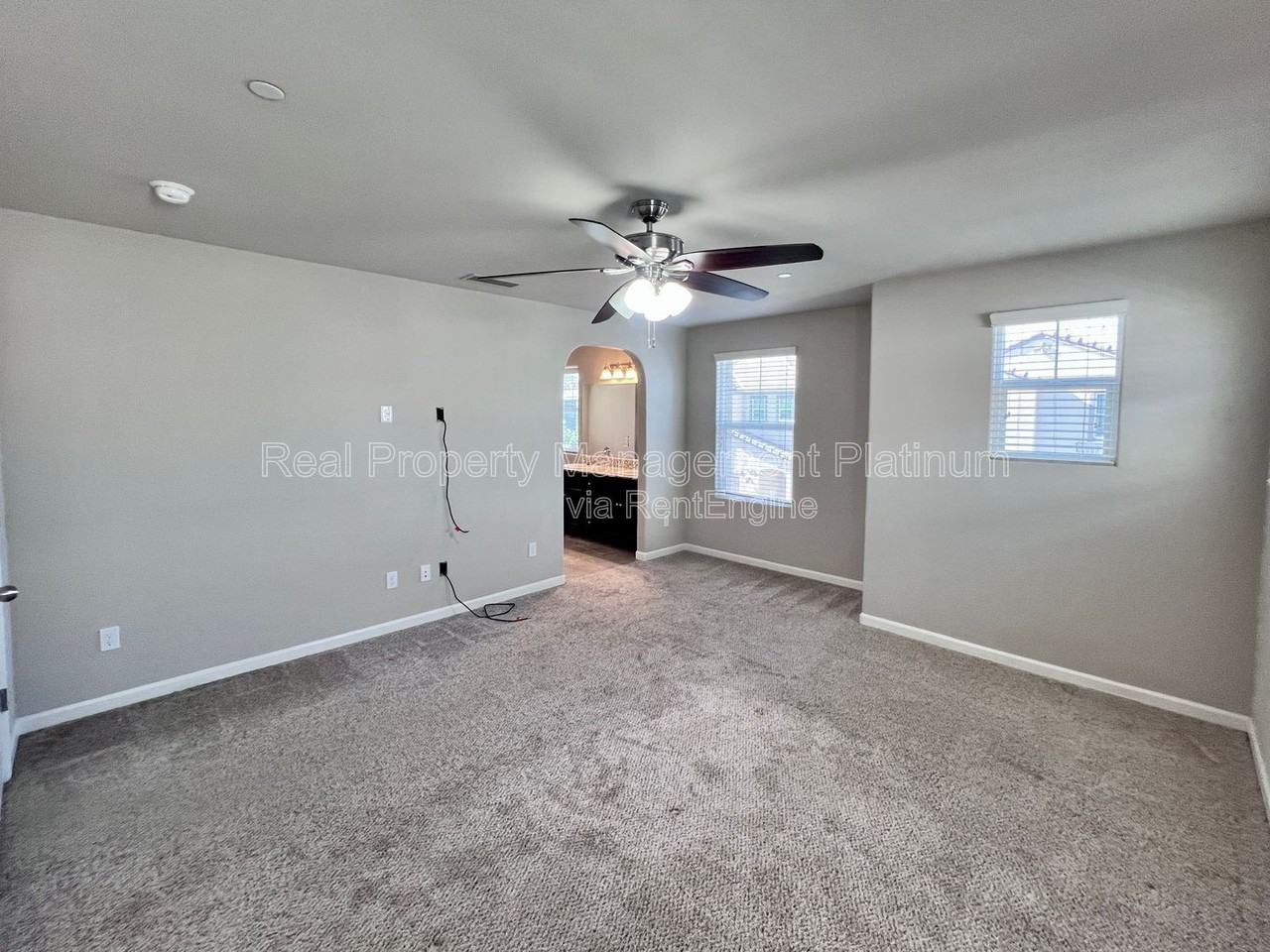 3682 Friendship Ln - Photo 4 of 18