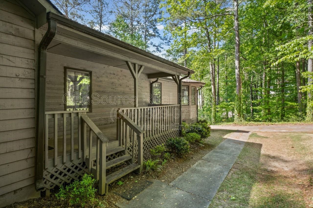 195 Cross Brook Dr #A - Photo 4 of 30
