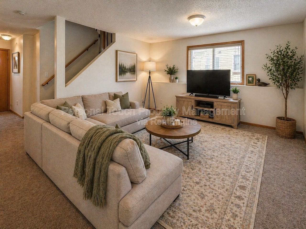 975 42nd Ave W - Photo 7 of 11